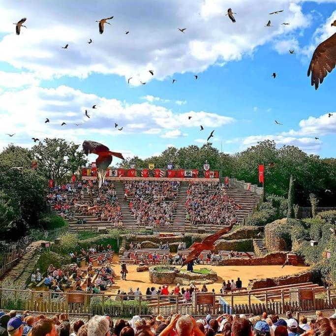L'Ange Gite De Groupe Proche Du Puy Du Fou Sevremont Esterno foto
