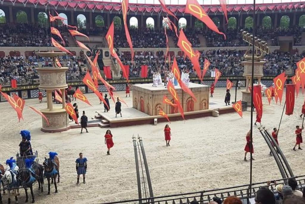 L'Ange Gite De Groupe Proche Du Puy Du Fou Sevremont Esterno foto