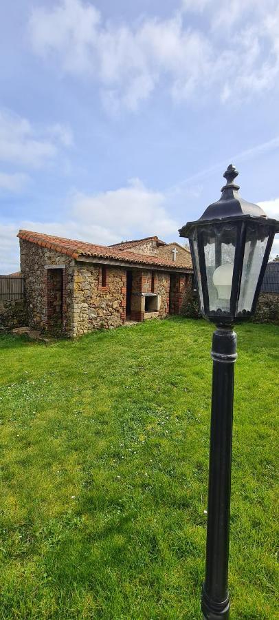 L'Ange Gite De Groupe Proche Du Puy Du Fou Sevremont Esterno foto